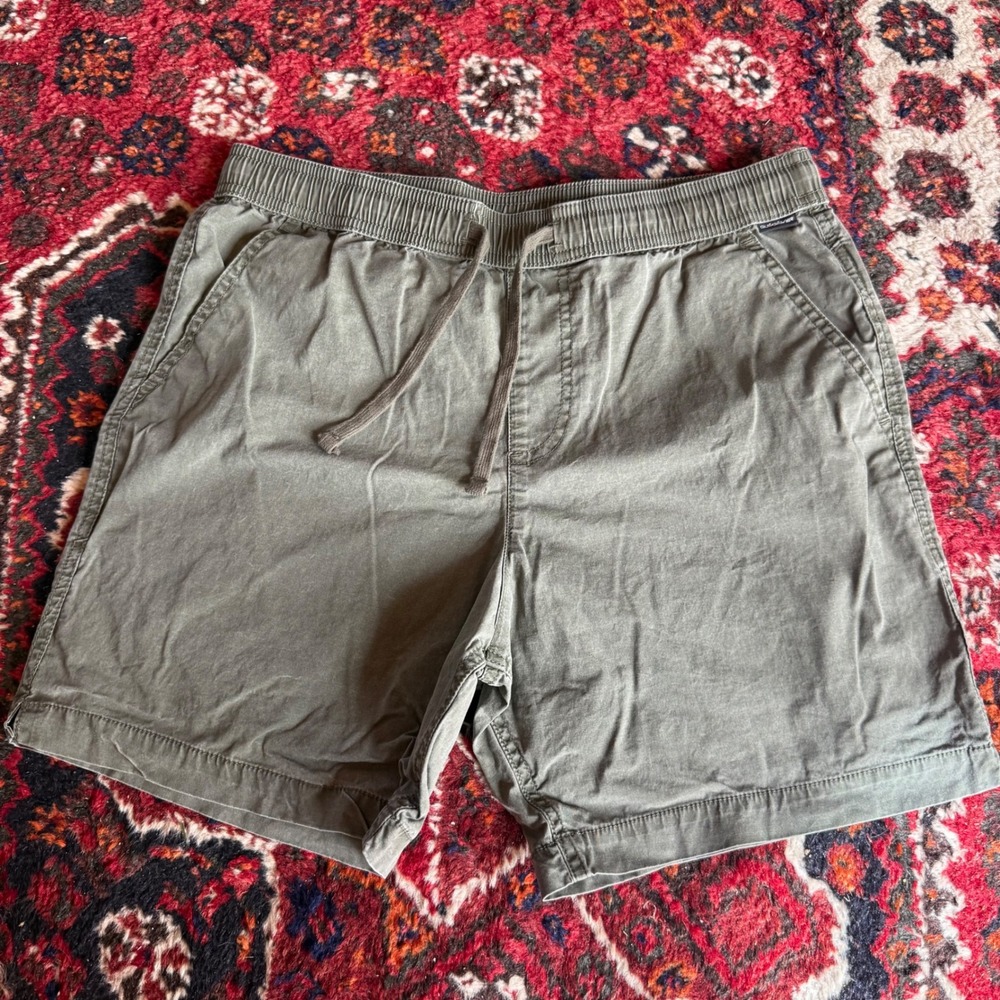Quiksilver Shorts Mens Small Olive Green Elastic Waist Casual Beach Skate Surf